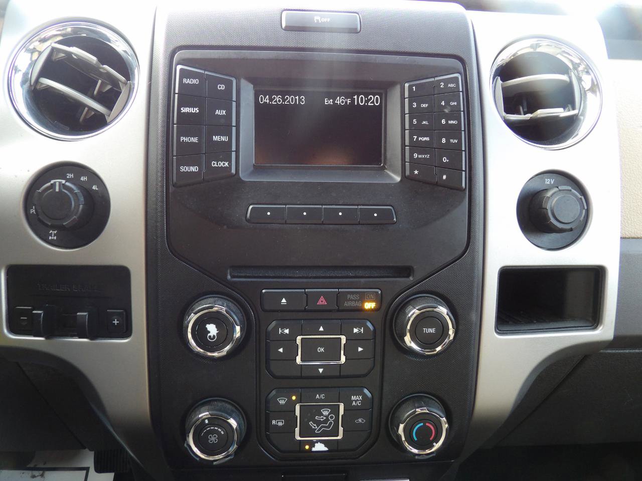 Used 2013 Ford F150 XLT w/ Luxury Equipment Group image 14