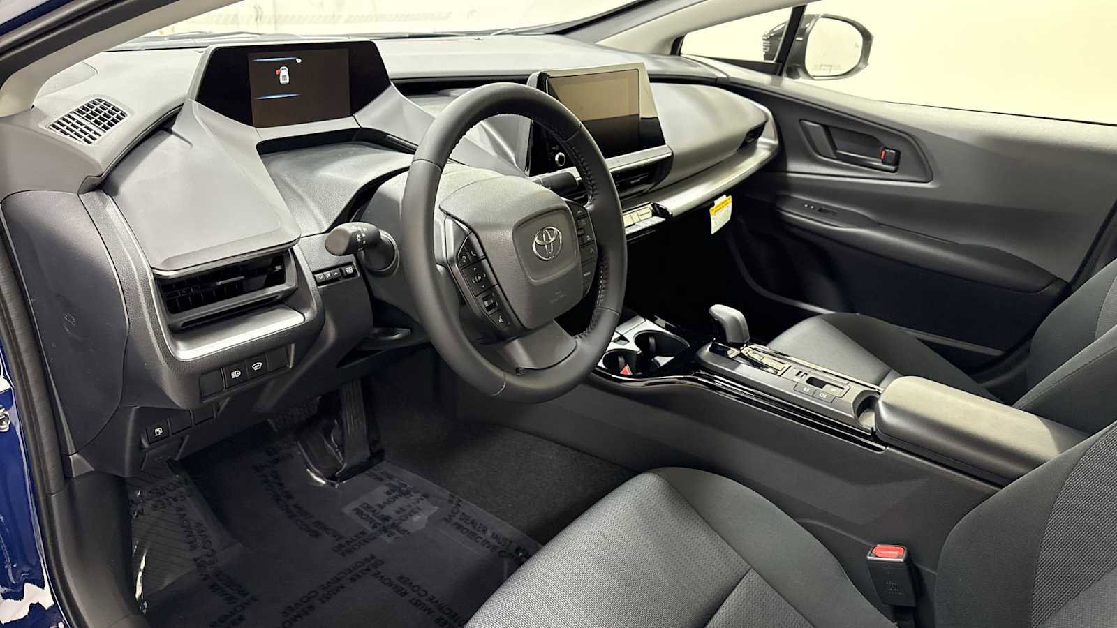 New 2026 Toyota Prius LE image 12