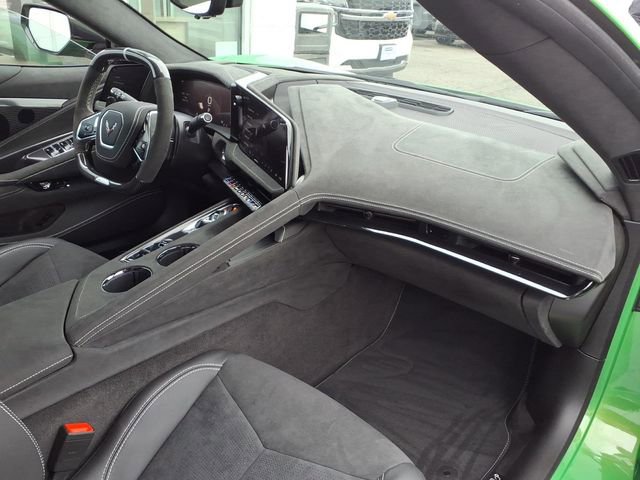 Used 2026 Chevrolet Corvette Z06 RWD image 22