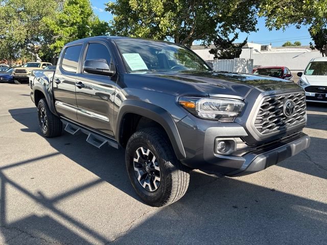 Used 2023 Toyota Tacoma TRD Off-Road AWD/4WD image 9
