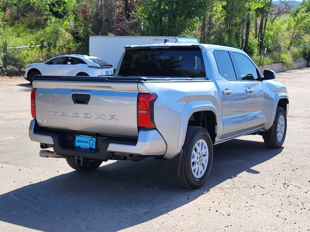 Used 2024 Toyota Tacoma SR5 AWD/4WD image 6