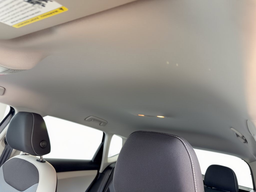 Certified 2026 Volkswagen Taos S FWD image 27