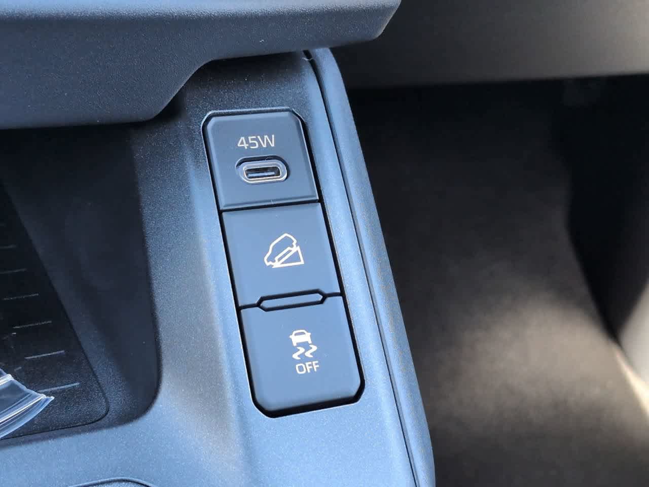 New 2026 Toyota RAV4 XSE AWD/4WD image 21