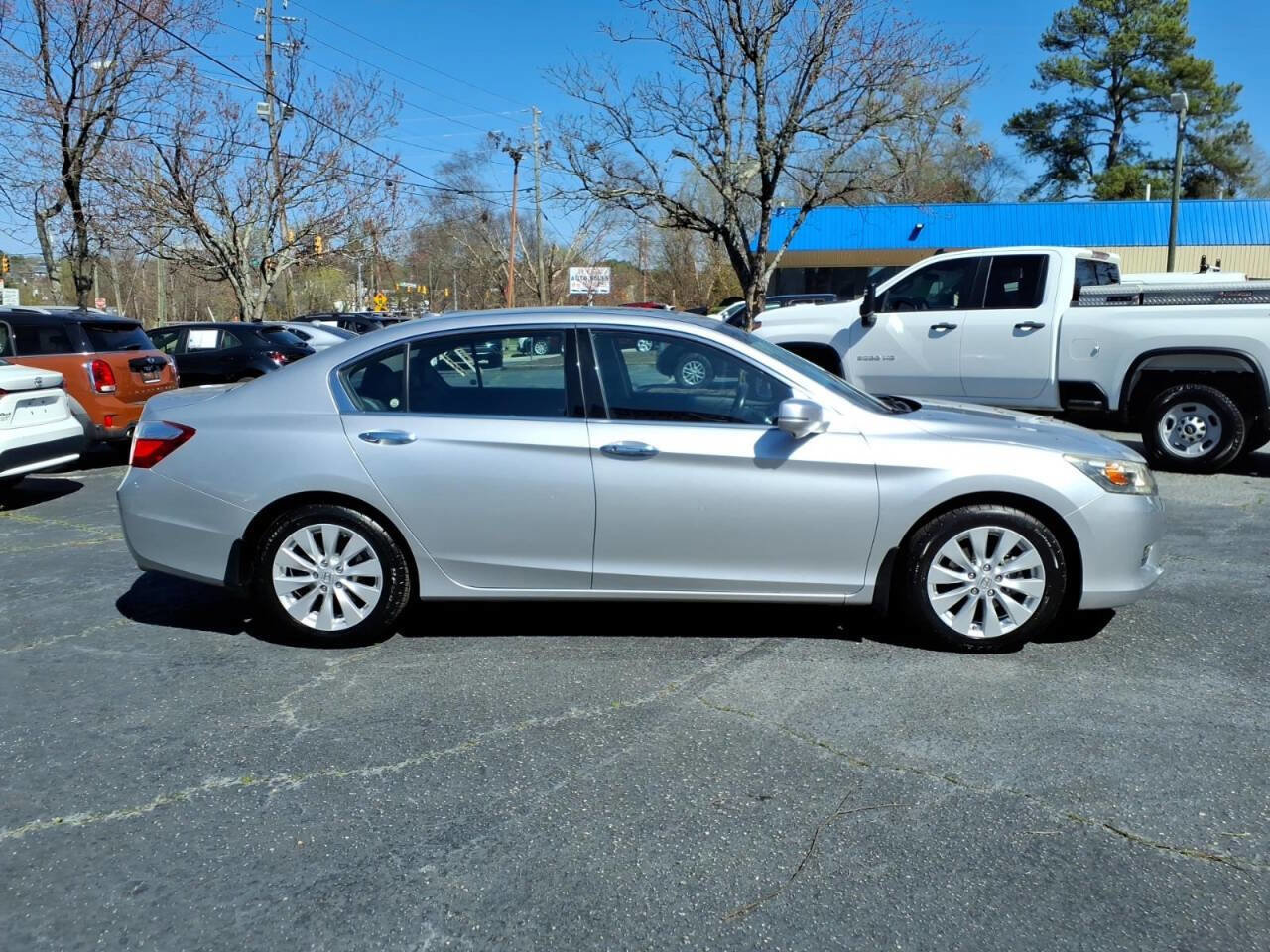 Used 2013 Honda Accord Touring image 2