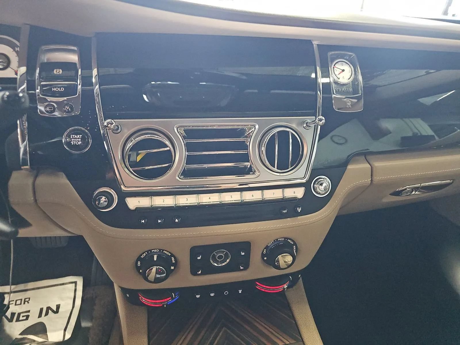 Used 2015 Rolls-Royce Wraith RWD image 5