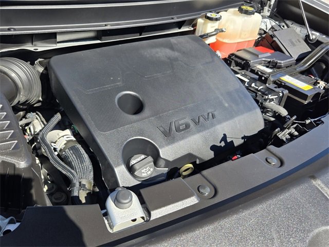 Used 2020 Chevrolet Traverse LT image 19