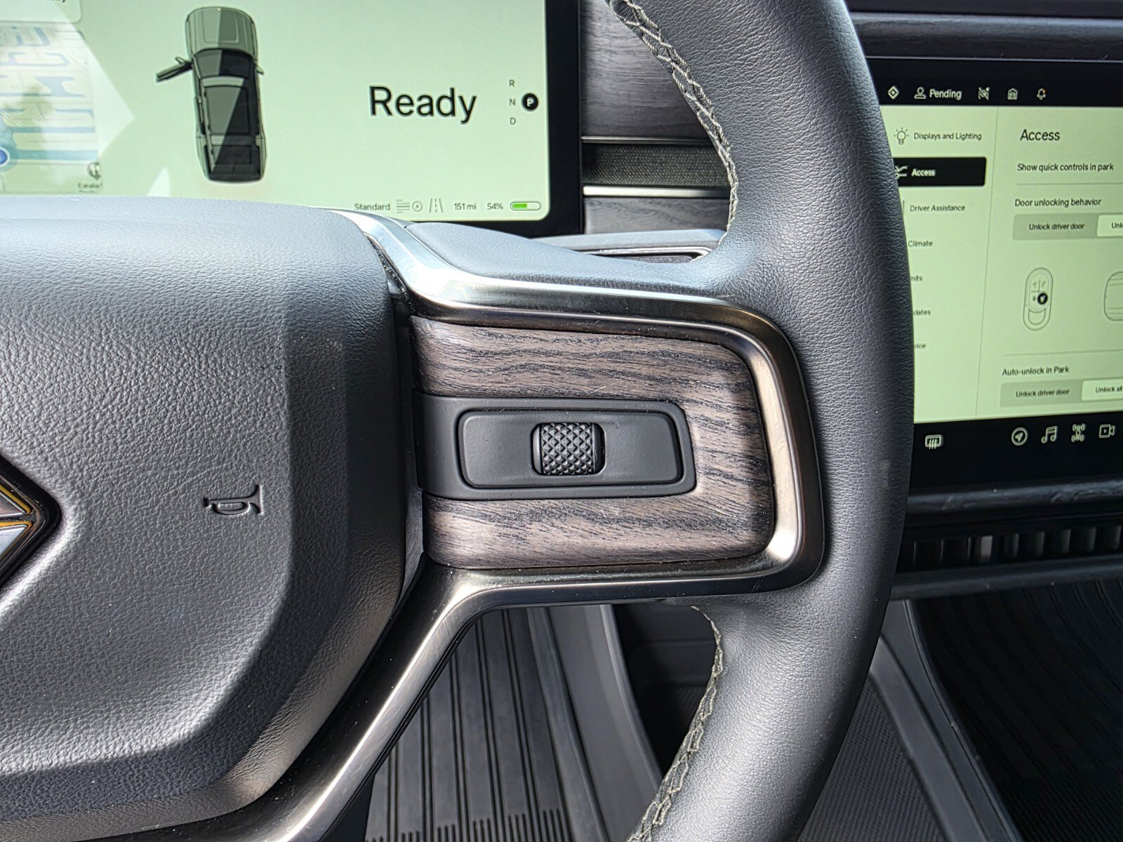 Used 2022 Rivian R1S Launch Edition AWD/4WD image 21