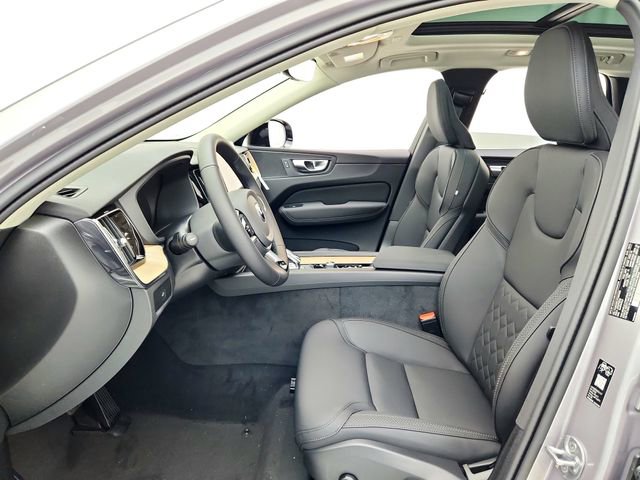 New 2026 Volvo XC60 B5 Plus w/ Protection Package Premier image 17