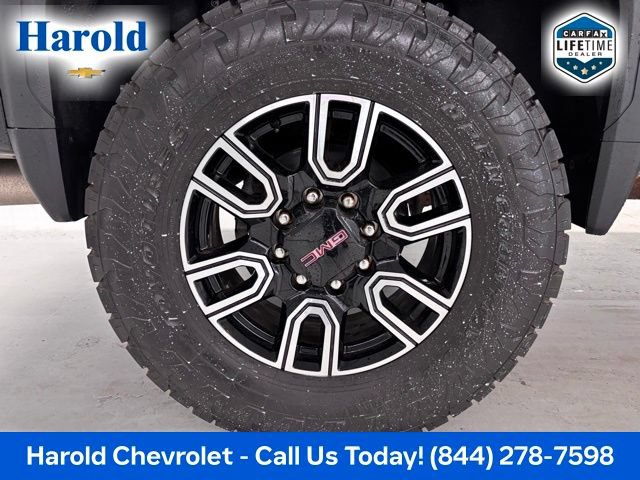 Used 2023 GMC Sierra 2500 AT4 w/ AT4 Premium Plus Package AWD/4WD image 7