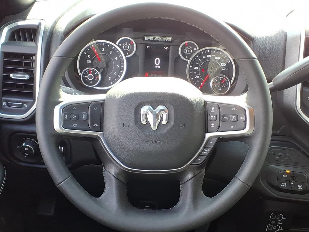 Used 2025 RAM 2500 Big Horn AWD/4WD image 36