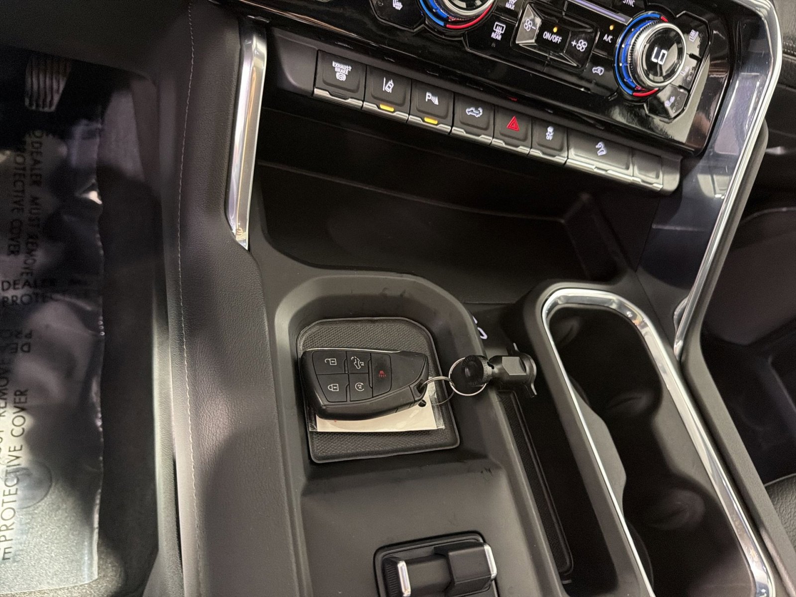 Used 2024 GMC Sierra 2500 Denali w/ Denali Reserve Package image 39