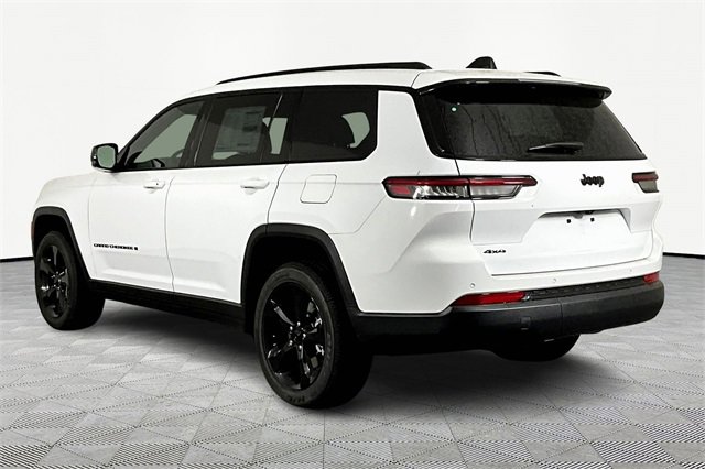New 2025 Jeep Grand Cherokee L Altitude image 4