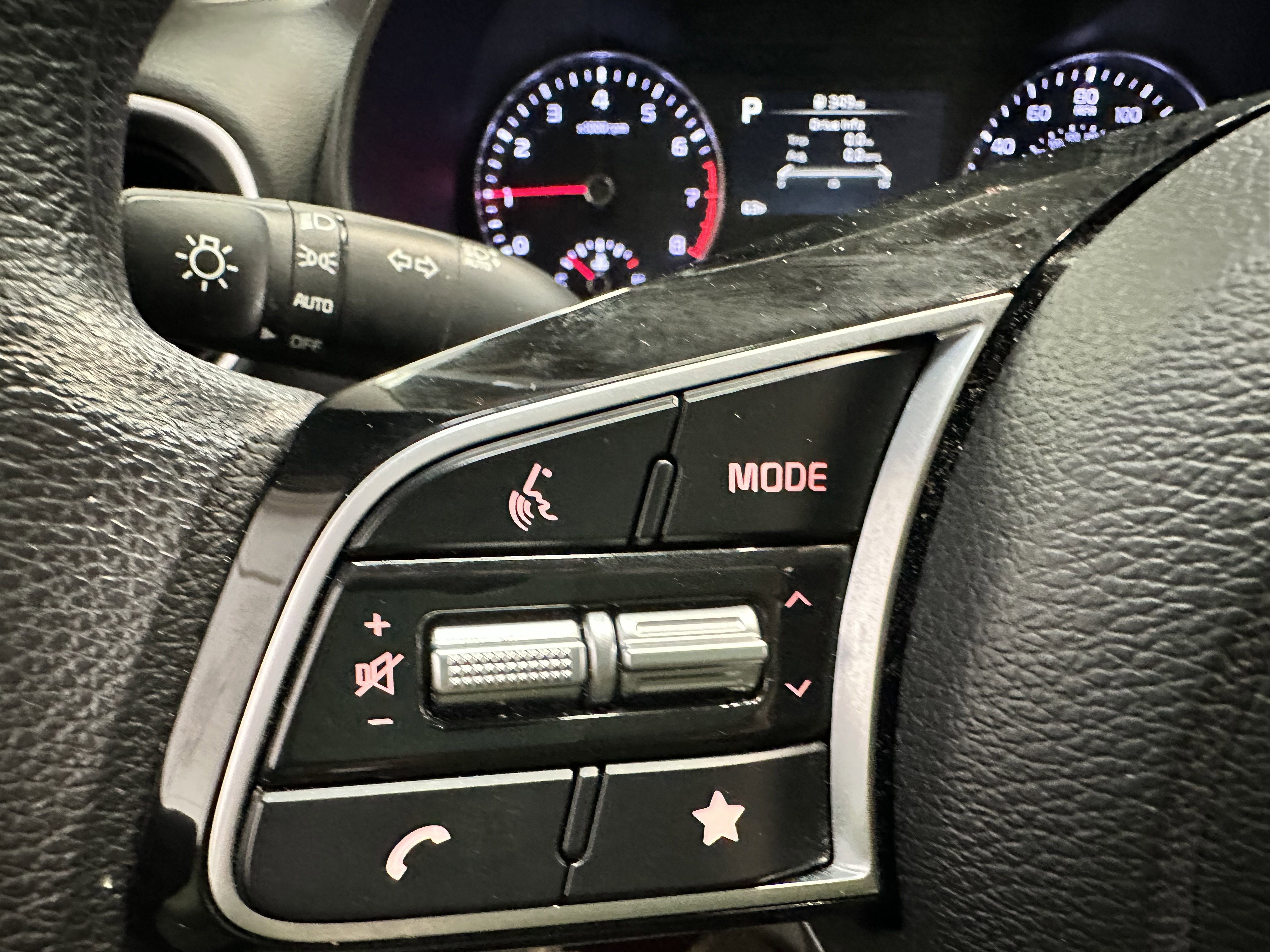 Used 2024 Kia Forte LXS image 40