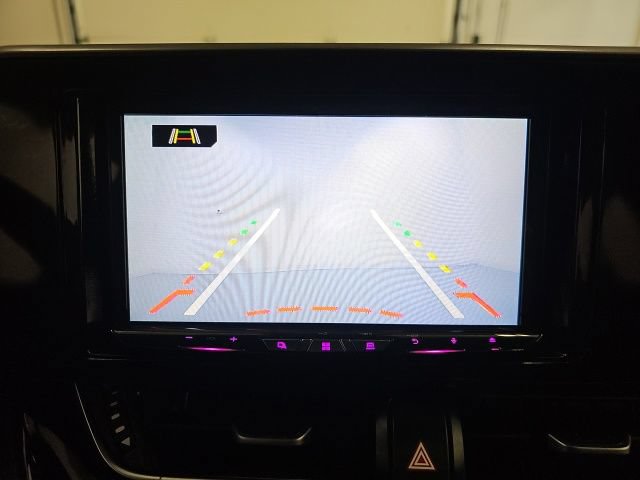 Used 2018 Toyota C-HR XLE FWD image 25