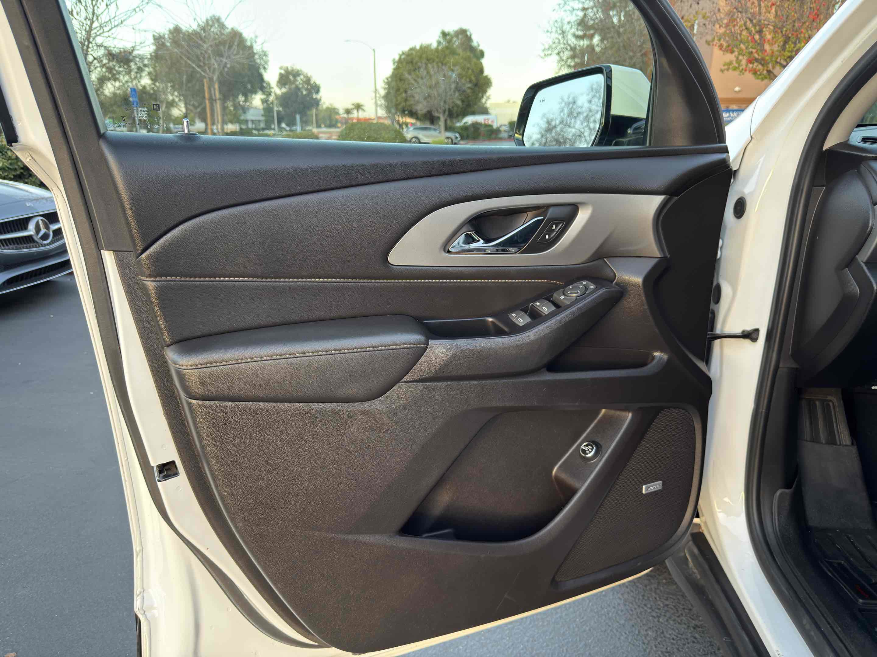 Used 2019 Chevrolet Traverse LT w/ LT Premium Package image 33