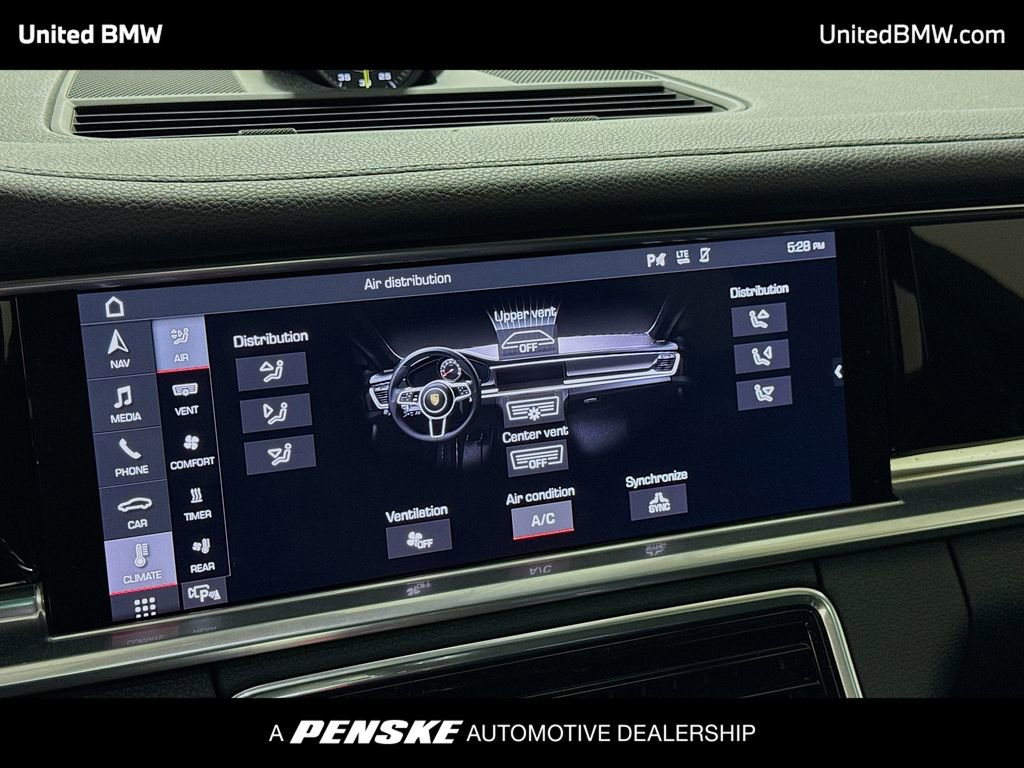 Used 2019 Porsche Panamera 4 image 11