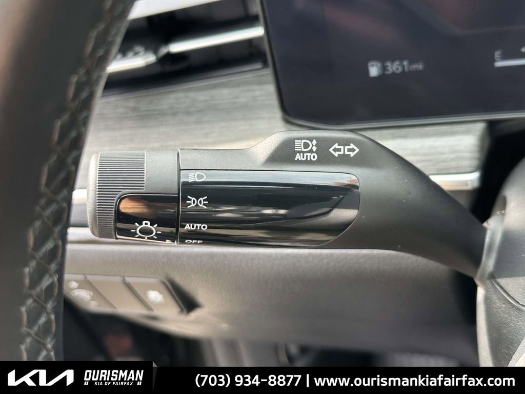 Used 2025 Kia K5 EX image 17