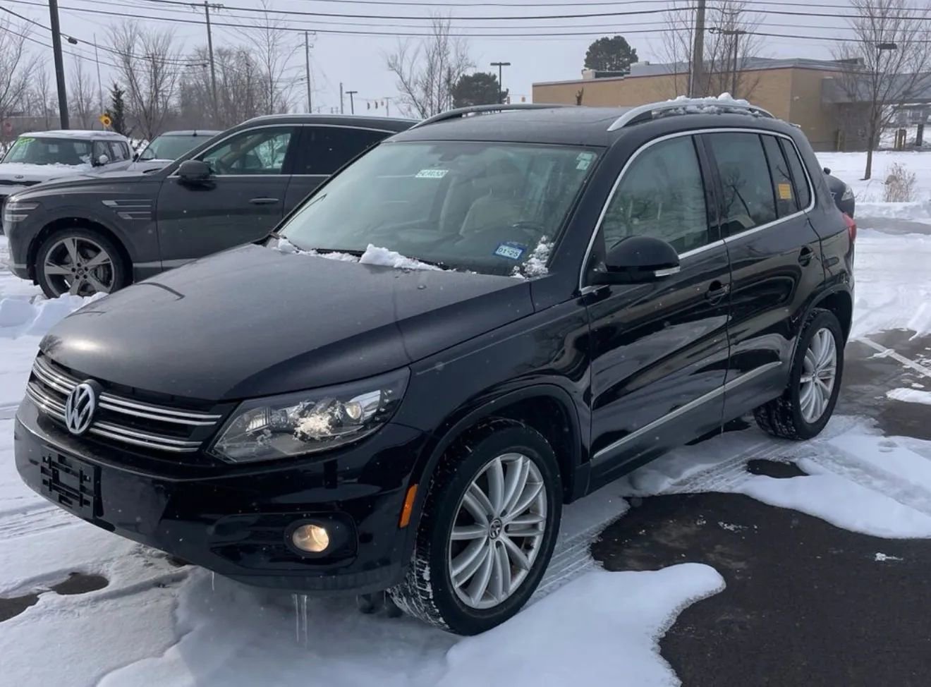 Used 2016 Volkswagen Tiguan SE
