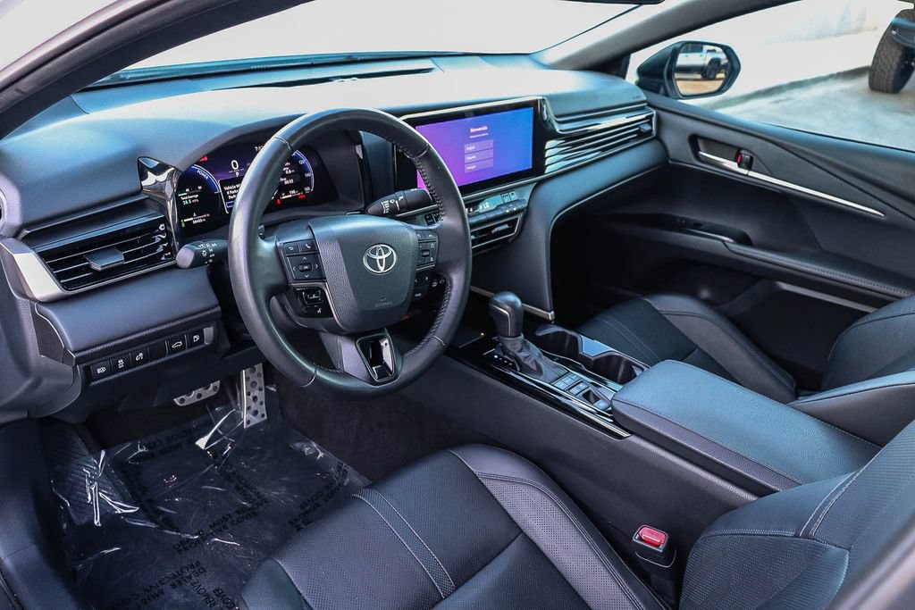 Used 2025 Toyota Camry XSE FWD image 22