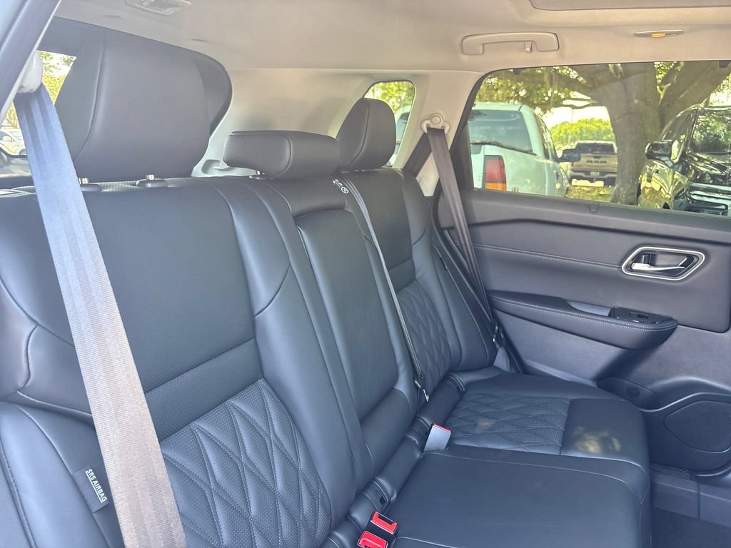 New 2026 Nissan Rogue Platinum AWD/4WD image 27