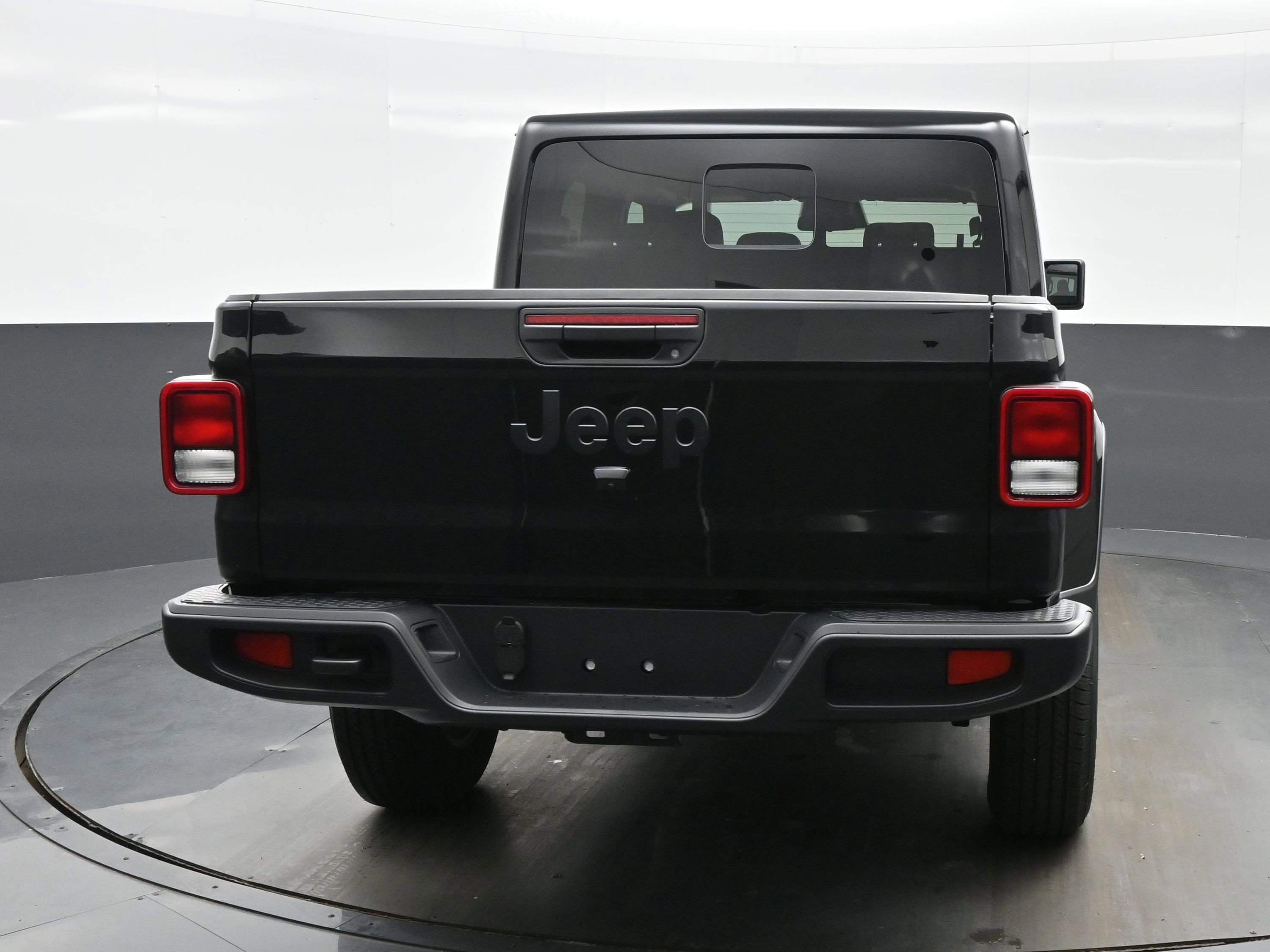New 2026 Jeep Gladiator Sport image 5