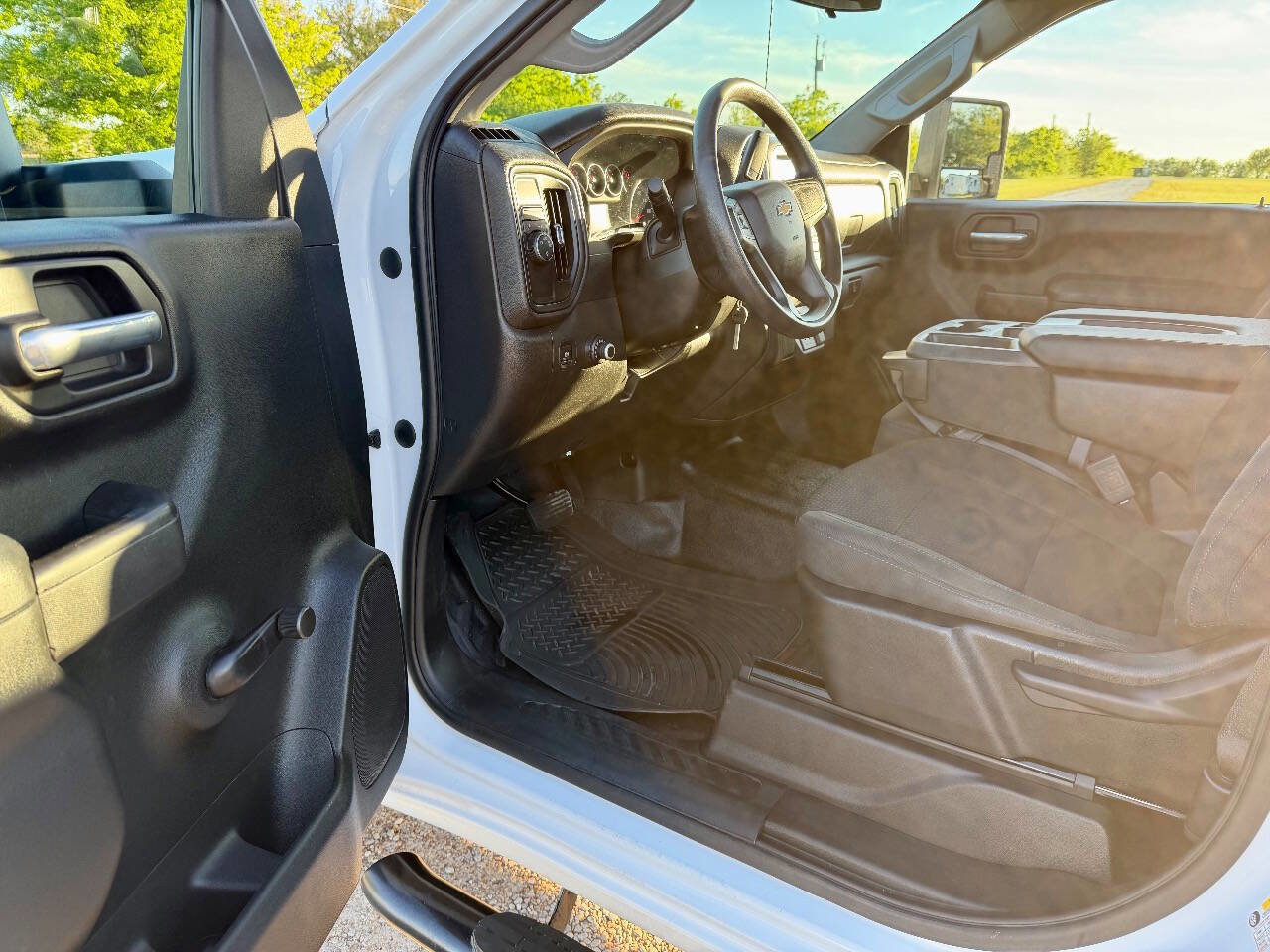 Used 2022 Chevrolet Silverado 2500 W/T image 11