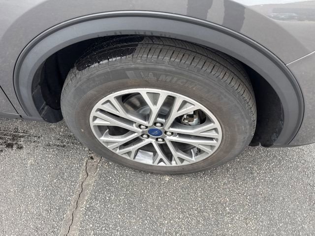 Certified 2022 Ford Escape SEL AWD/4WD image 13