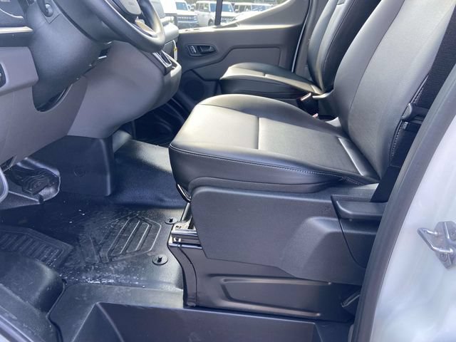 New 2026 Ford Transit 250 148 Medium Roof w/ Load Area Protection Package RWD image 11