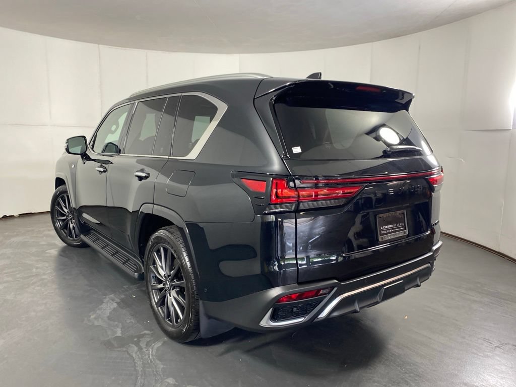 Certified 2026 Lexus LX 700h F Sport AWD/4WD image 9