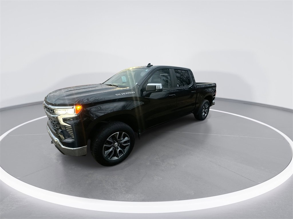 Used 2024 Chevrolet Silverado 1500 LT image 4