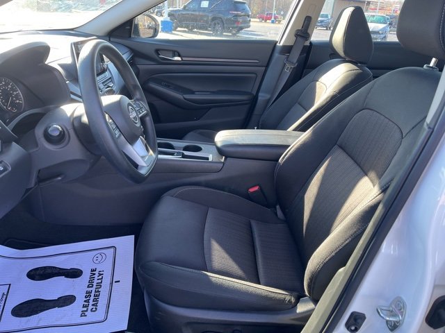 Used 2025 Nissan Altima 2.5 SV image 17