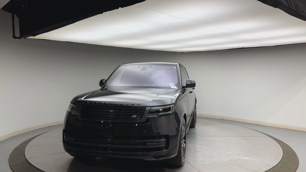 Used 2023 Land Rover Range Rover SE image 7