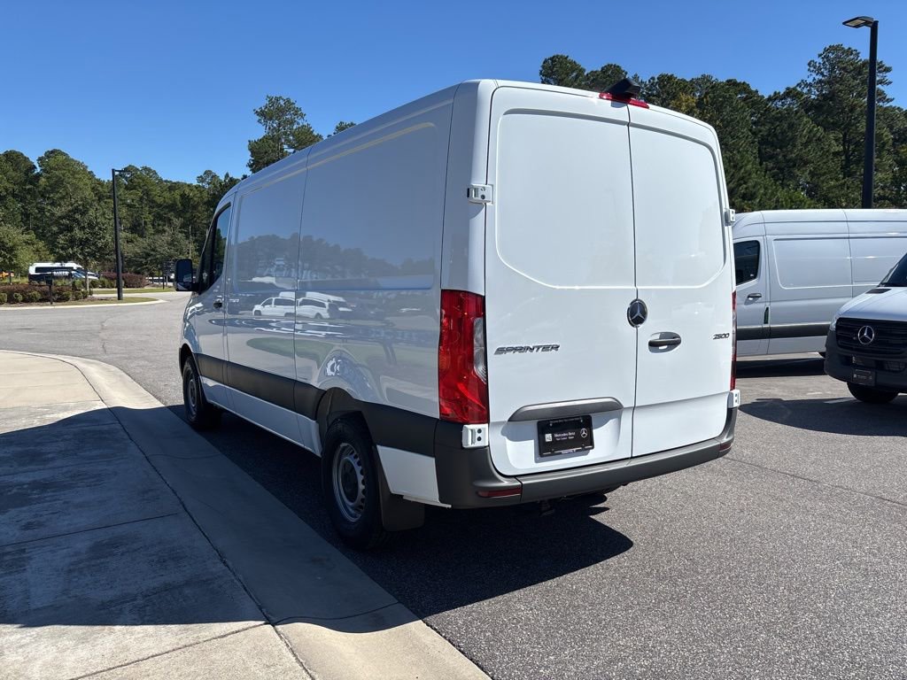 New 2026 Mercedes-Benz Sprinter 144 Cargo image 9