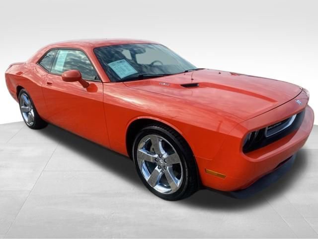 Used 2009 Dodge Challenger R/T RWD image 9