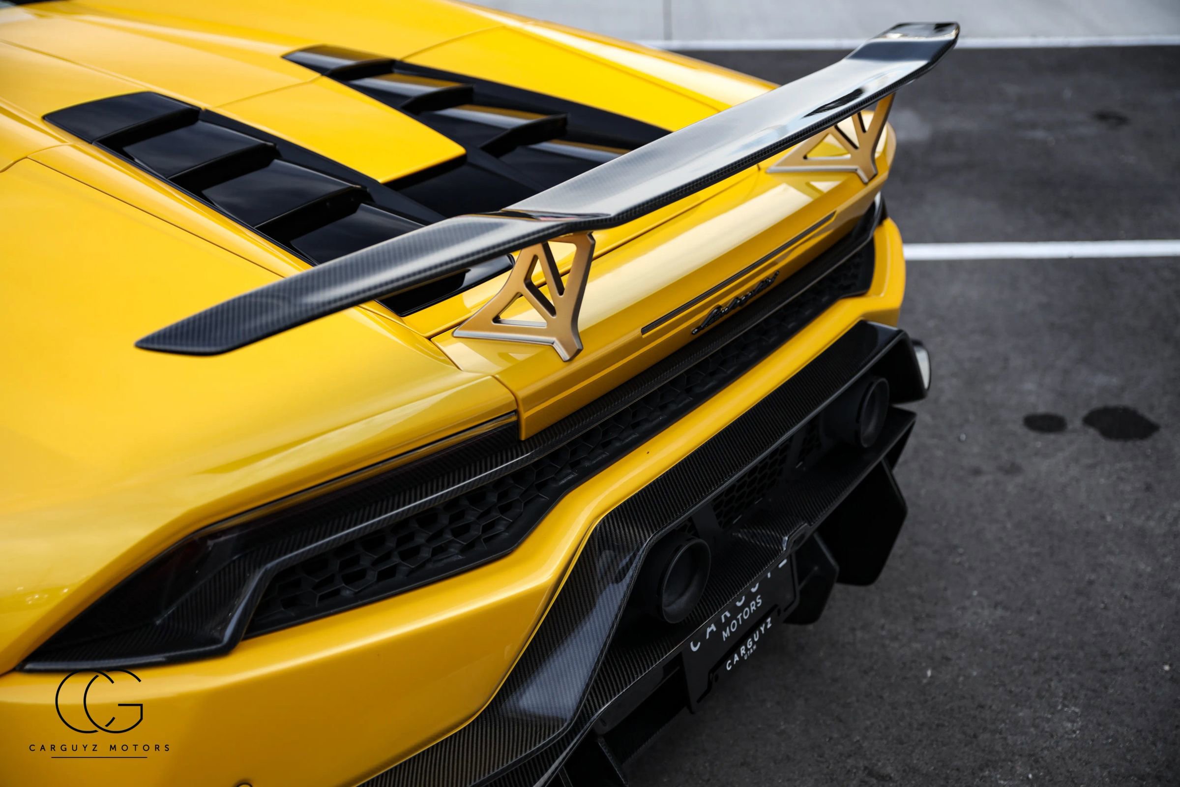 Used 2016 Lamborghini Huracan LP 610-4 image 17