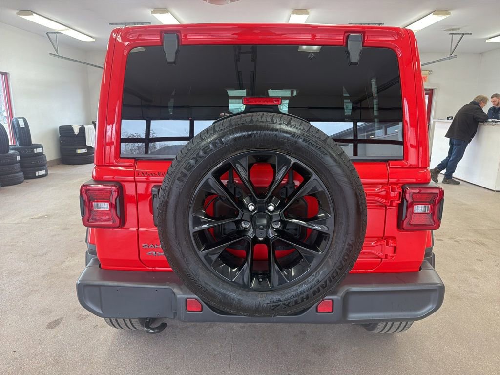 Certified 2025 Jeep Wrangler Sahara 4xe image 21
