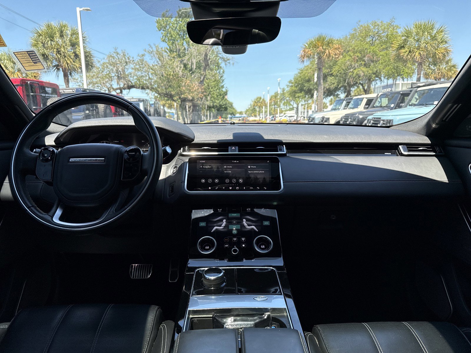 Used 2019 Land Rover Range Rover Velar R-Dynamic HSE AWD/4WD image 28
