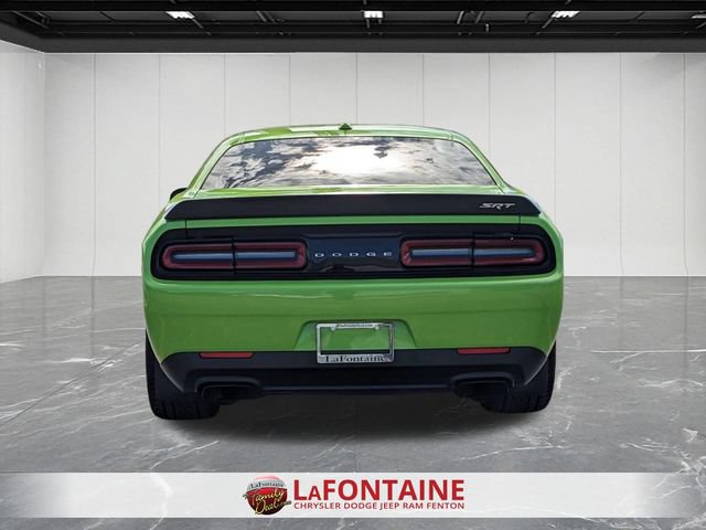Used 2015 Dodge Challenger SRT Hellcat RWD image 4