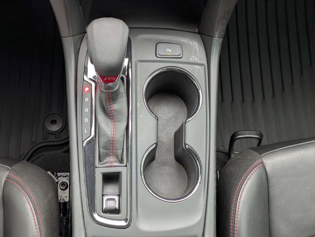 Used 2022 Chevrolet Equinox RS w/ RS Leather Package FWD image 21