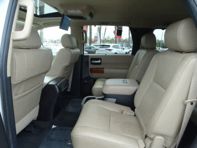 Certified 2020 Toyota Sequoia Platinum image 33