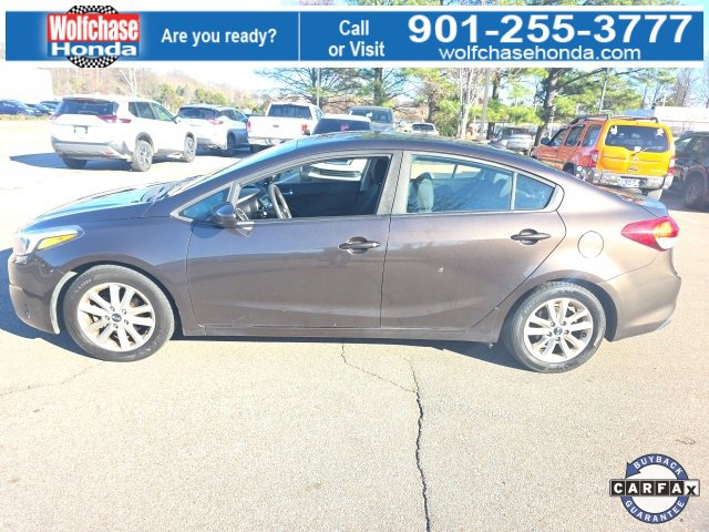 Used 2017 Kia Forte LX w/ LX Popular Package image 1