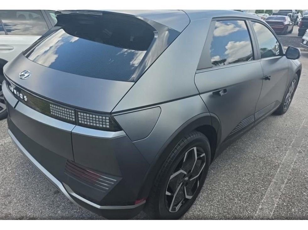 Used 2024 Hyundai Ioniq 5 SEL RWD image 3