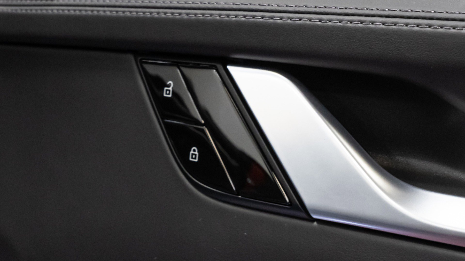 Used 2021 Porsche 911 Turbo S image 73