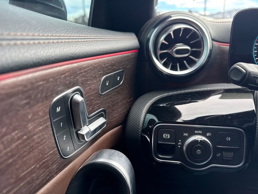 Used 2020 Mercedes-Benz CLA 250 4MATIC image 42