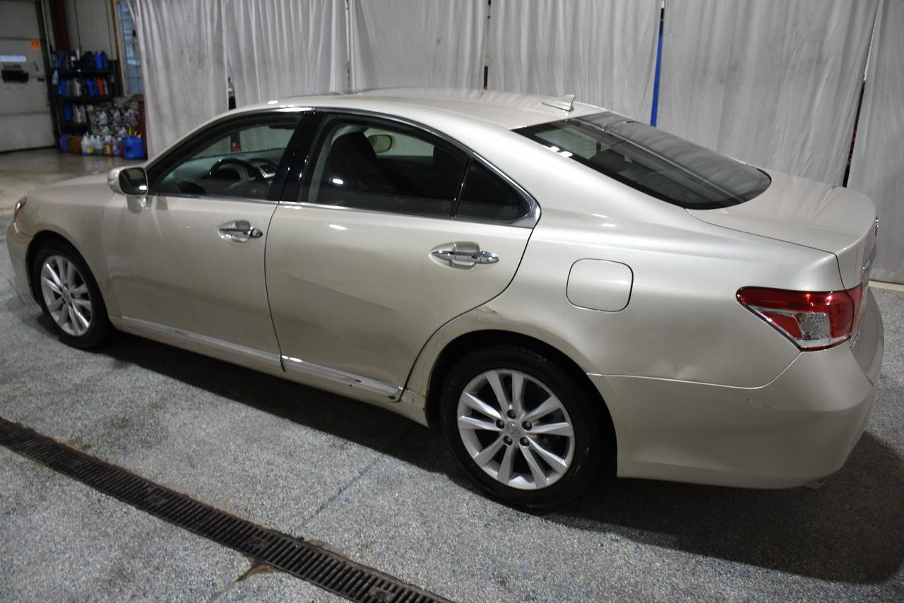 Used 2010 Lexus ES 350 FWD image 29