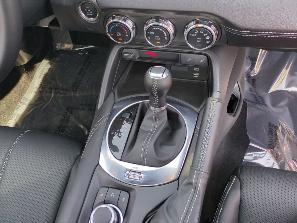 Certified 2026 MAZDA MX-5 Miata RF Grand Touring RWD image 15