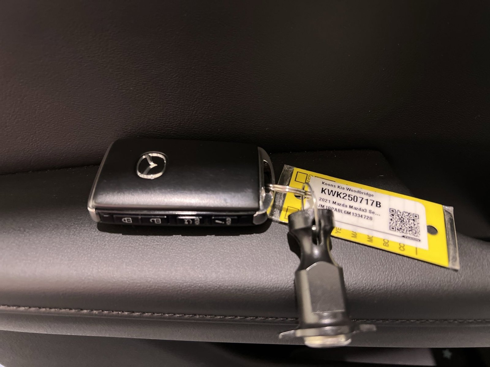 Used 2021 MAZDA MAZDA3 s FWD image 43