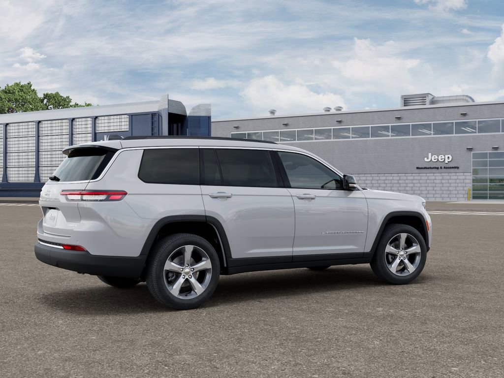 New 2026 Jeep Grand Cherokee L Limited RWD image 4
