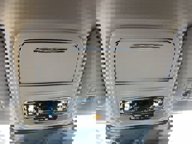 Used 2023 Lincoln Corsair Standard image 39