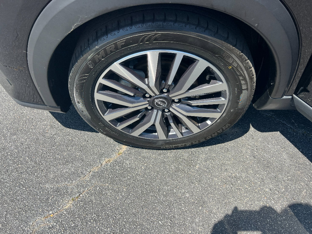 Used 2024 Nissan Kicks SR image 12